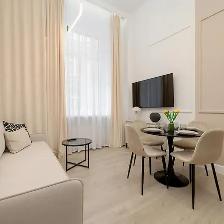 Eleganckie Polozone 500 M Od Wroclawskiego Rynku Be Renters * Wrocław