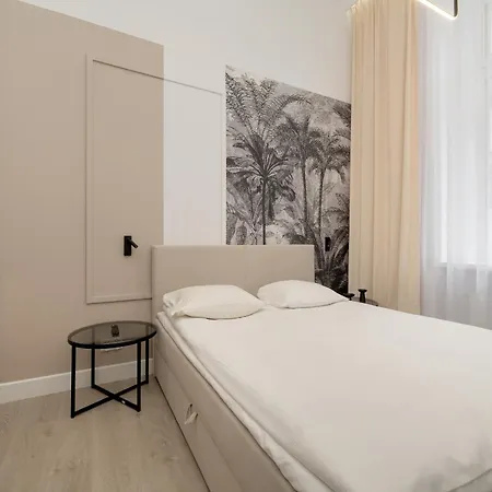 Eleganckie Polozone 500 M Od Wroclawskiego Rynku Be Renters *