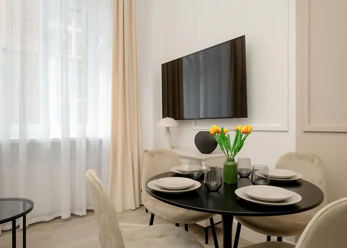 Eleganckie Polozone 500 M Od Wroclawskiego Rynku Be Renters *