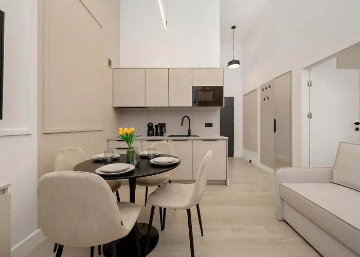 Eleganckie Polozone 500 M Od Wroclawskiego Rynku Be Renters *