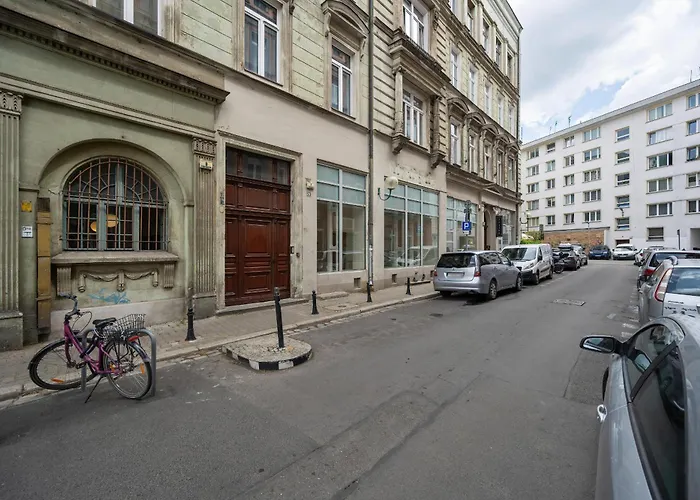 Apartament Eleganckie Polozone 500 M Od Wroclawskiego Rynku Be Renters